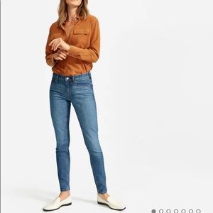 Everlane Mid-Rise Skinny Ankle Jean / Mid Blue / Size 31